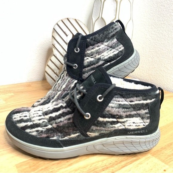 NWOT Merrell Women's Pechora Mid Winter Boot Black Gray Size 7 - Picture 1 of 10